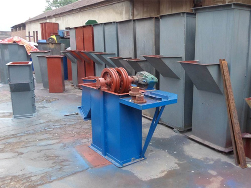 TD型斗式提升机